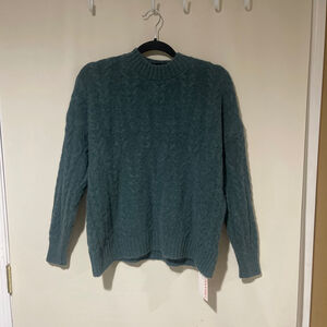 NWT URBANIC Teal Cable Knit Crew Neck Sweater Women Size Small